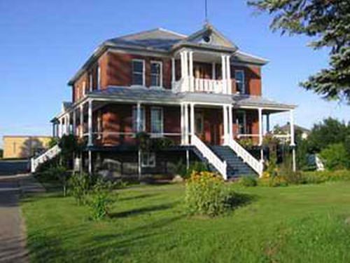 THE CONDITIONS FOR HOUSING REPOSSESSION BY LAW