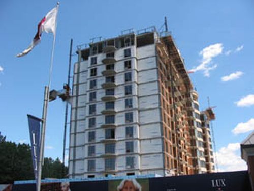 The Province of Quebec is facing a decrease in building sites, as predicted