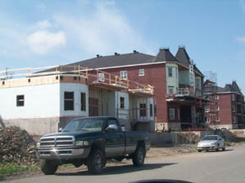 Quebec  Residential Construction Down Significantly in July