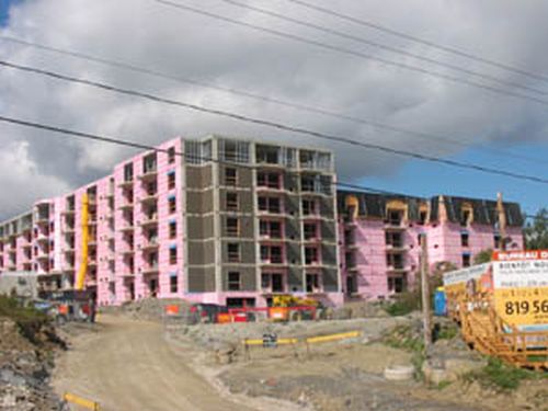 Consumer confidence bolsters housing market but recovery uneven across Canada